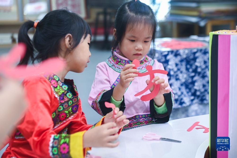 芝麻娱乐什么微信棋牌